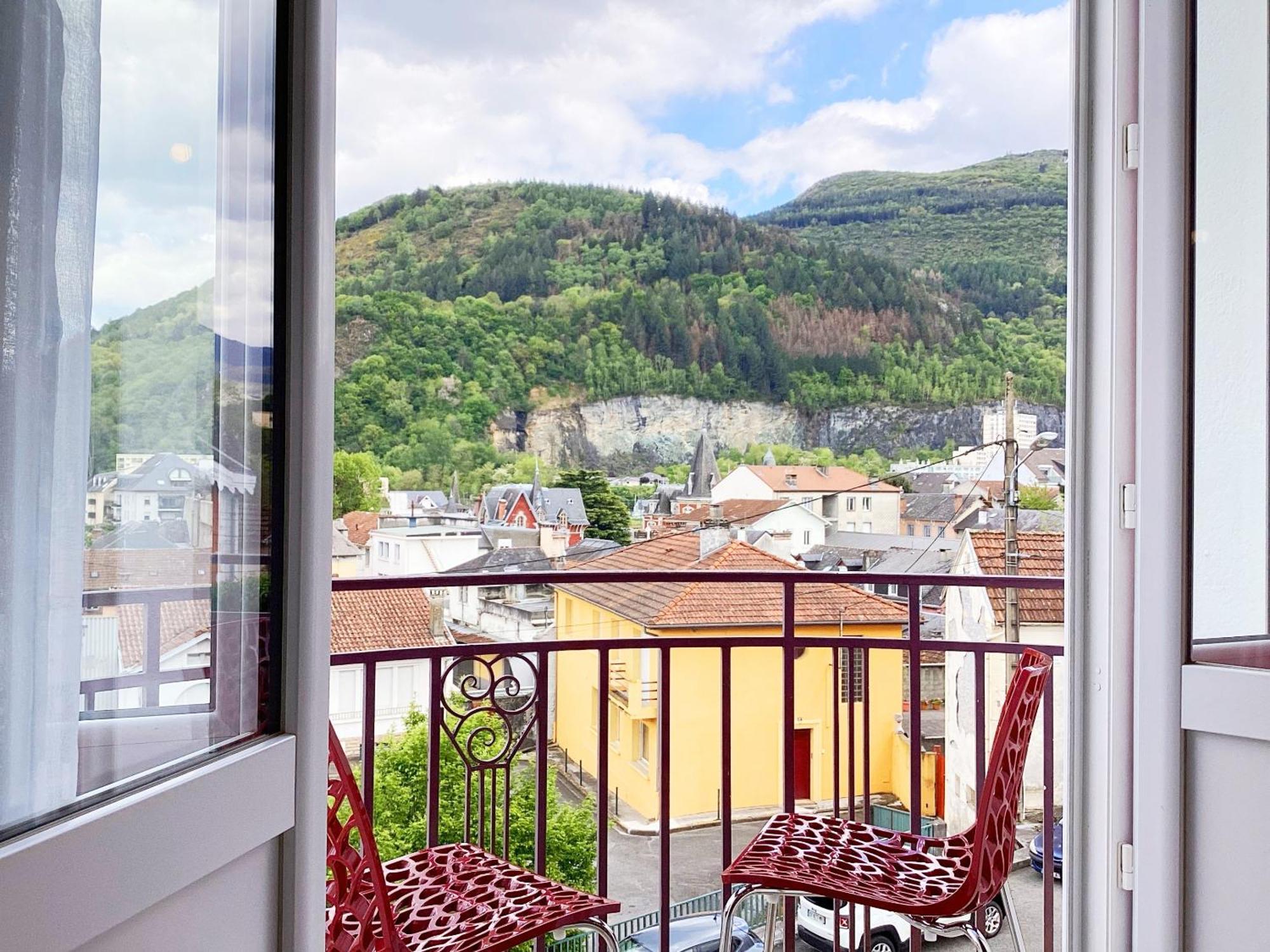 Appartement Stella 95 M2 Climatise Parking Proche Sanctuaires Lourdes Exterior foto